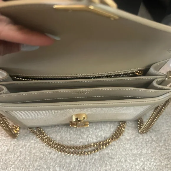 Saint Laurent YSL Cassandra Shoulder Bag - Picture 11 of 14